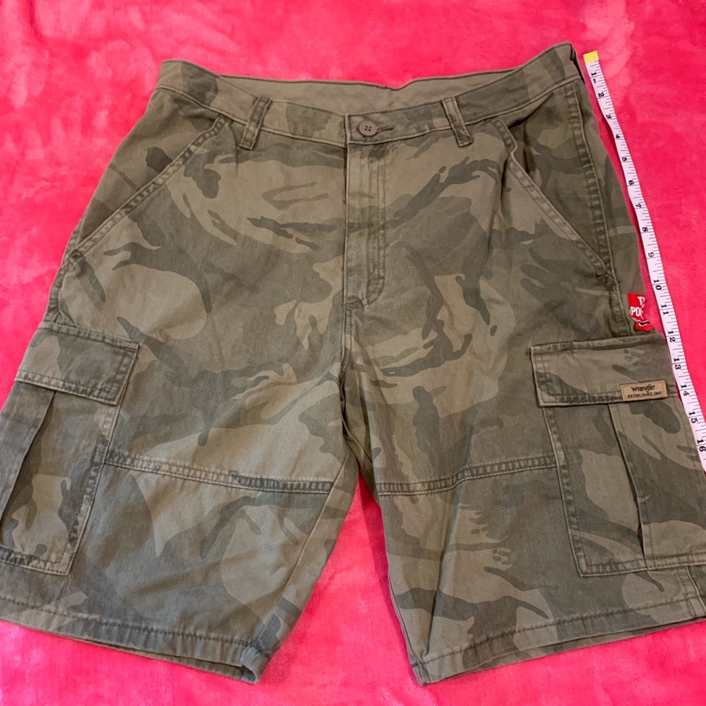 Wrangler Camo Cargo Shorts